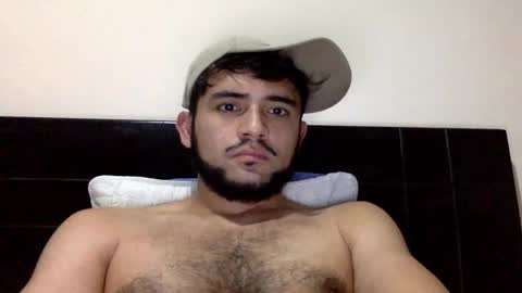 Snapshot of derek_smiith chatting on February 2026 04:32:01 AM Derek smiith online show from February 2026 04:32:01 AM