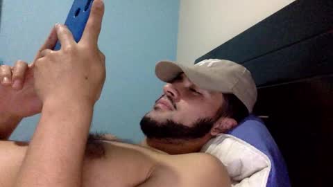 Snapshot of derek_smiith chatting on February 2026 06:40:02 AM Derek smiith online show from February 2026 06:40:02 AM