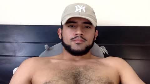 Snapshot of derek_smiith chatting on February 2026 01:15:01 PM Derek smiith online show from February 2026 01:15:01 PM