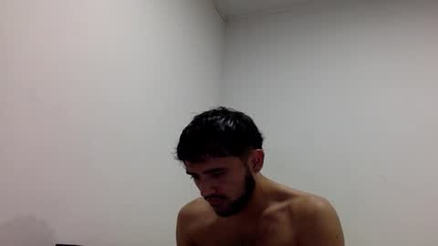 Snapshot of derek_smiith chatting on February 2026 12:42:02 AM Derek smiith online show from February 2026 12:42:02 AM