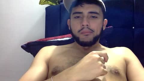 Snapshot of derek_smiith chatting on March 2026 07:43:01 AM Derek smiith online show from March 2026 07:43:01 AM