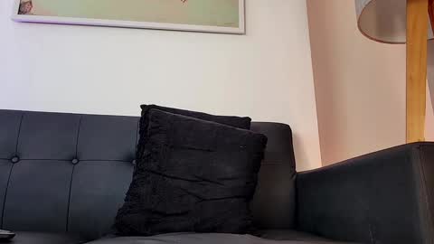 Snapshot of derek_stud_ chatting on December 2024 03:39:01 PM Derek independent model online show from December 2024 03:39:01 PM