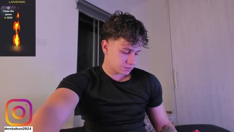 Derek  IG Derekolsen2024 online show from November 2025 12:53:01 AM