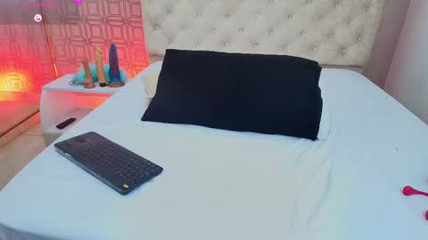 Derieri D online show from March 2025 07:53:01 PM