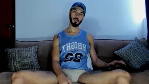 Snapshot of derrymaster chatting on September 2025 03:12:01 PM JhimyMaster online show from September 2025 03:12:01 PM