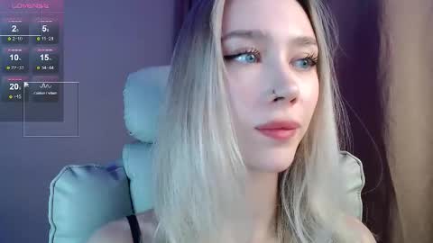 Ari online show from October 2025 06:06:02 PM