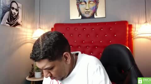 Snapshot of designturbate chatting on December 2024 12:32:02 AM Designturbate online show from December 2024 12:32:02 AM