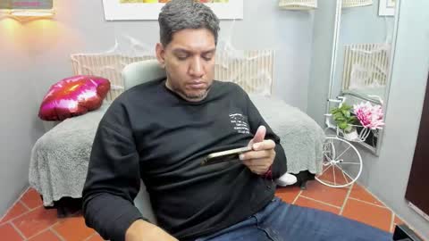 Snapshot of designturbate chatting on October 2025 11:38:02 PM Designturbate online show from October 2025 11:38:02 PM