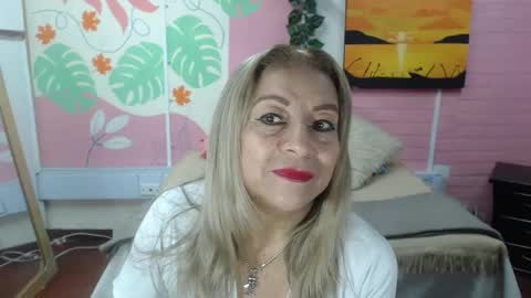 VALERIA online show from November 2025 03:33:01 PM