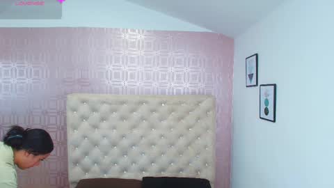 Sara Desire online show from March 2025 12:27:02 PM