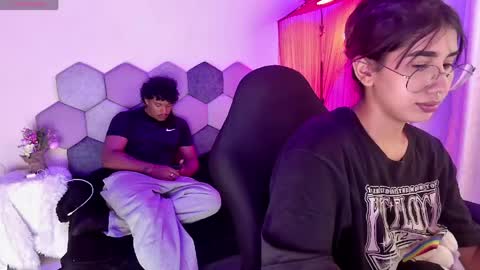 TORI AND MR. BEAR online show from April 2026 06:35:01 PM