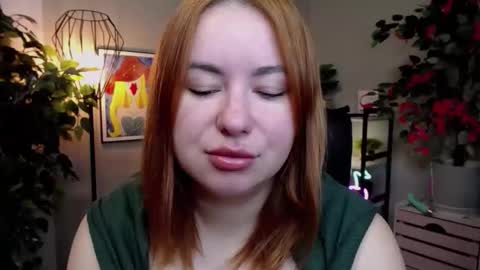 LAYLA online show from October 2025 06:31:01 AM