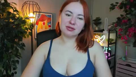 LAYLA online show from October 2025 06:36:02 AM