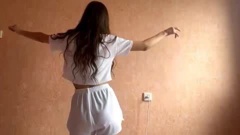 Ksenia online show from April 2026 02:44:01 AM