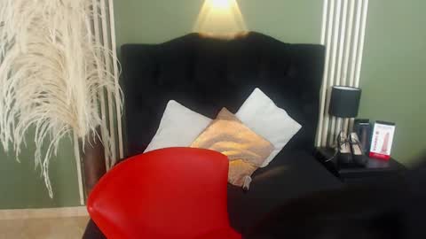 Snapshot of desiring__angel chatting on January 2025 09:26:02 PM Desiring Angel online show from January 2025 09:26:02 PM