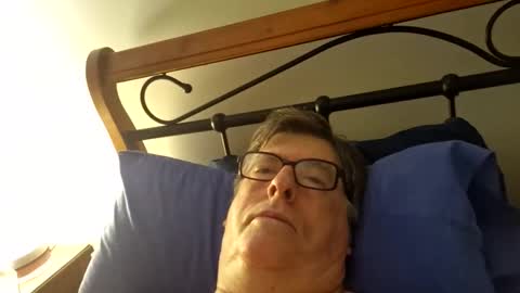 Desmon1958 online show from February 2026 07:21:01 PM