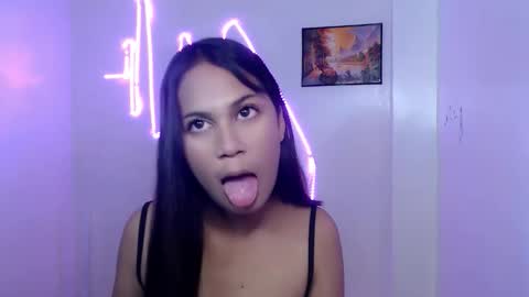 Snapshot of dess_morena chatting on June 2026 04:50:01 AM Dess online show from June 2026 04:50:01 AM