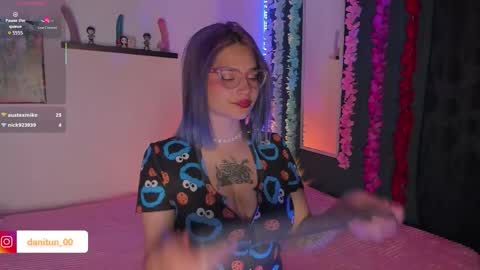 Dani online show from November 2025 10:42:01 PM