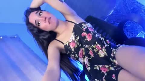 Snapshot of destinyrosexxx chatting on February 2025 11:36:02 PM Chelsea online show from February 2025 11:36:02 PM