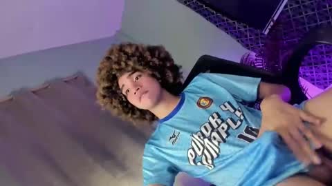 Snapshot of destinyrosexxx chatting on March 2025 01:40:02 PM Chelsea online show from March 2025 01:40:02 PM