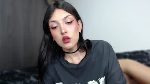 Snapshot of devil_blood chatting on January 2025 06:51:02 PM Angel Boo and Adrian online show from January 2025 06:51:02 PM