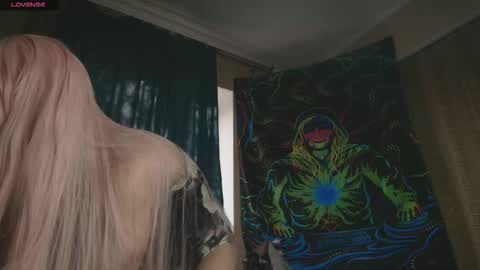 Devil online show from October 2025 04:09:02 AM