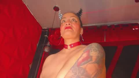 Snapshot of devil_taylorx chatting on January 2026 04:12:02 PM devil_taylorx online show from January 2026 04:12:02 PM