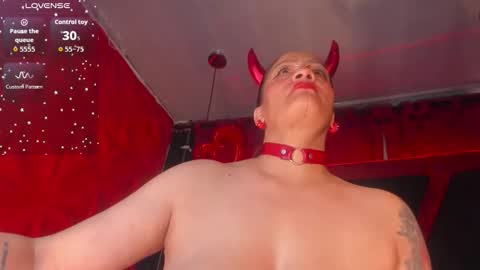 Snapshot of devil_taylorx chatting on February 2026 03:49:02 PM devil_taylorx online show from February 2026 03:49:02 PM