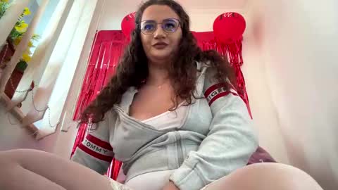 Anna online show from March 2025 11:22:02 AM