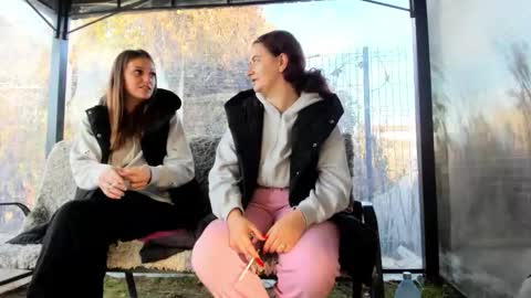 Anna online show from November 2025 09:41:01 AM