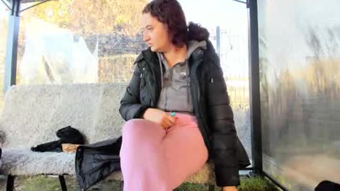 Anna online show from November 2025 10:45:02 AM