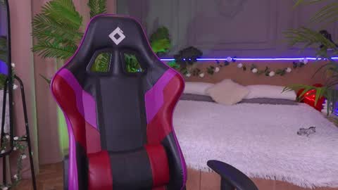 devilinee online show from March 2025 10:09:01 AM