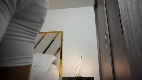 Devin Hunter online show from March 2025 02:27:02 AM