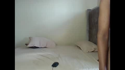 Snapshot of devinegrace7 chatting on September 2025 12:27:02 PM devinegrace7 online show from September 2025 12:27:02 PM