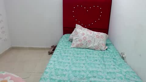 Devora.. online show from January 2025 09:33:01 PM