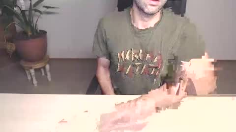 Snapshot of devswiss chatting on October 2025 06:14:02 AM DevSwiss online show from October 2025 06:14:02 AM