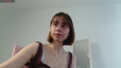 dewkiss online show from October 2025 10:27:01 AM