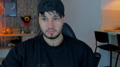 JULIAN online show from May 2026 12:38:01 AM