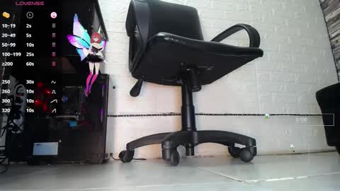 Snapshot of dhevora chatting on November 2025 07:23:02 PM DHEVORA online show from November 2025 07:23:02 PM