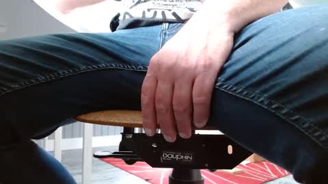 Robbert online show from January 2025 12:03:02 PM