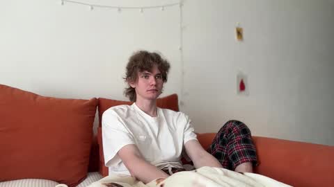 Di Alex online show from September 2025 08:51:02 AM