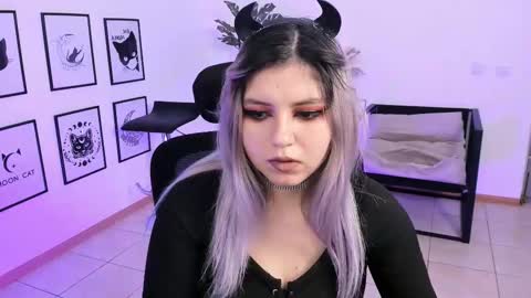 Dia online show from January 2025 08:15:02 PM