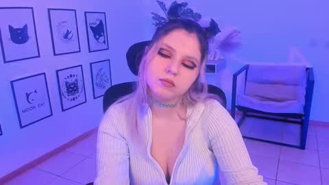 Dia online show from February 2025 04:54:02 PM