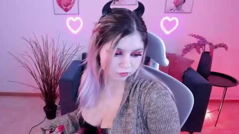 Dia online show from February 2025 03:18:02 PM