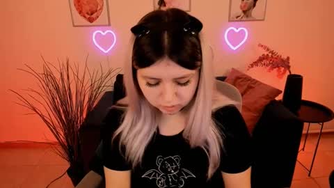 Dia online show from March 2025 06:30:01 PM