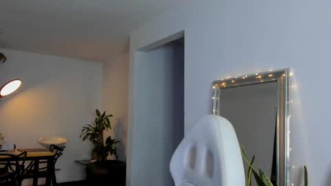 Diego online show from December 2024 03:42:01 AM