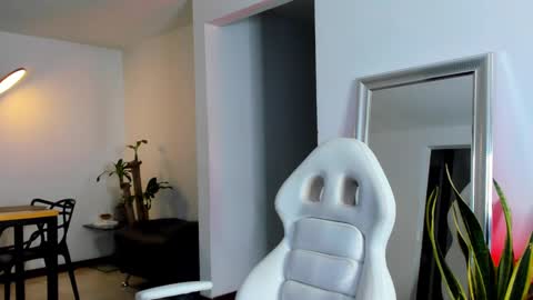 Diego online show from February 2025 11:45:01 PM