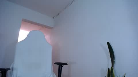 Snapshot of diamond_black00 chatting on January 2025 03:00:02 PM MaSSimo online show from January 2025 03:00:02 PM