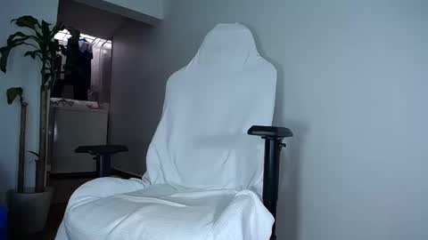 Snapshot of diamond_black00 chatting on February 2025 05:50:01 PM MaSSimo online show from February 2025 05:50:01 PM