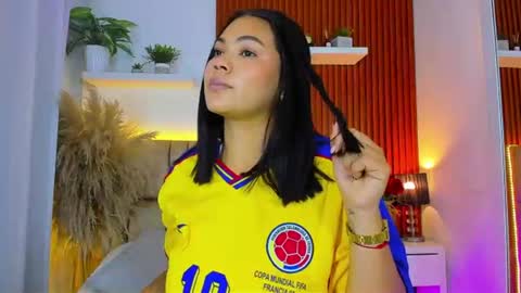 diamond_canela online show from July 2026 03:02:01 AM